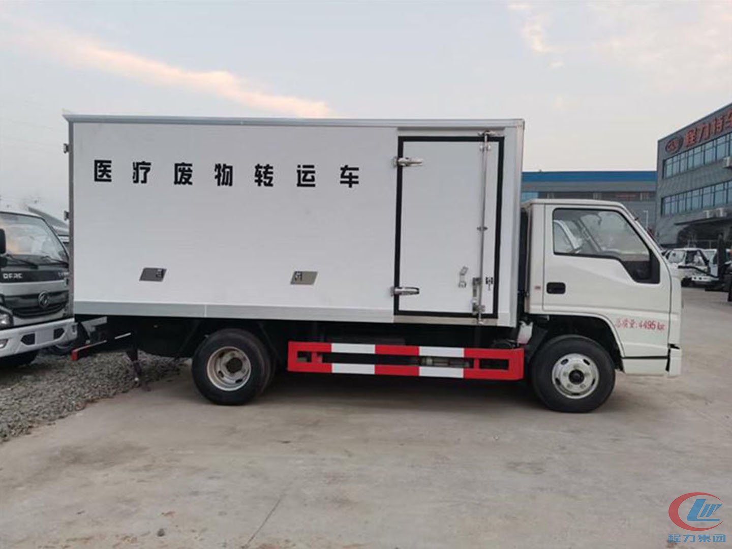 江鈴順達(dá)單排醫(yī)療廢物運(yùn)轉(zhuǎn)車