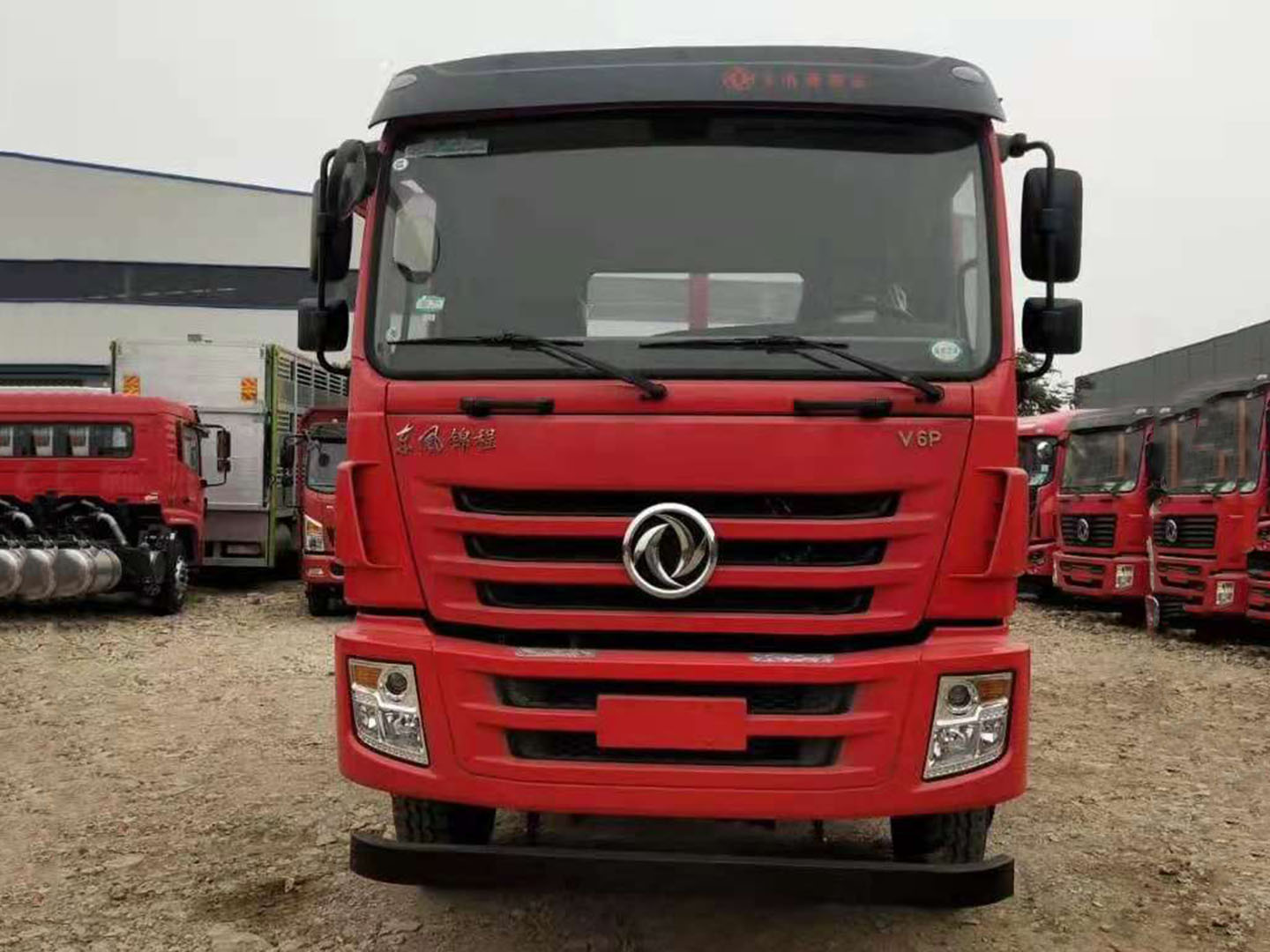 國六東風(fēng)錦程前四后八平板運(yùn)輸車