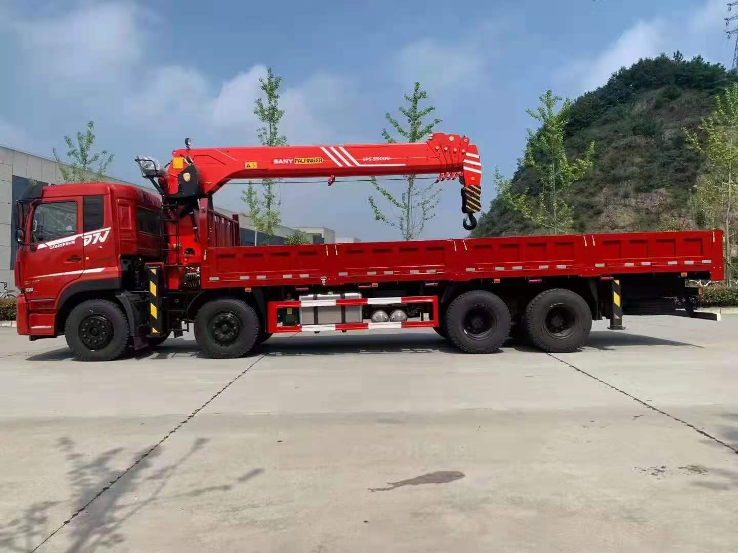 國(guó)六東風(fēng)??D7V前四后八隨車??吊