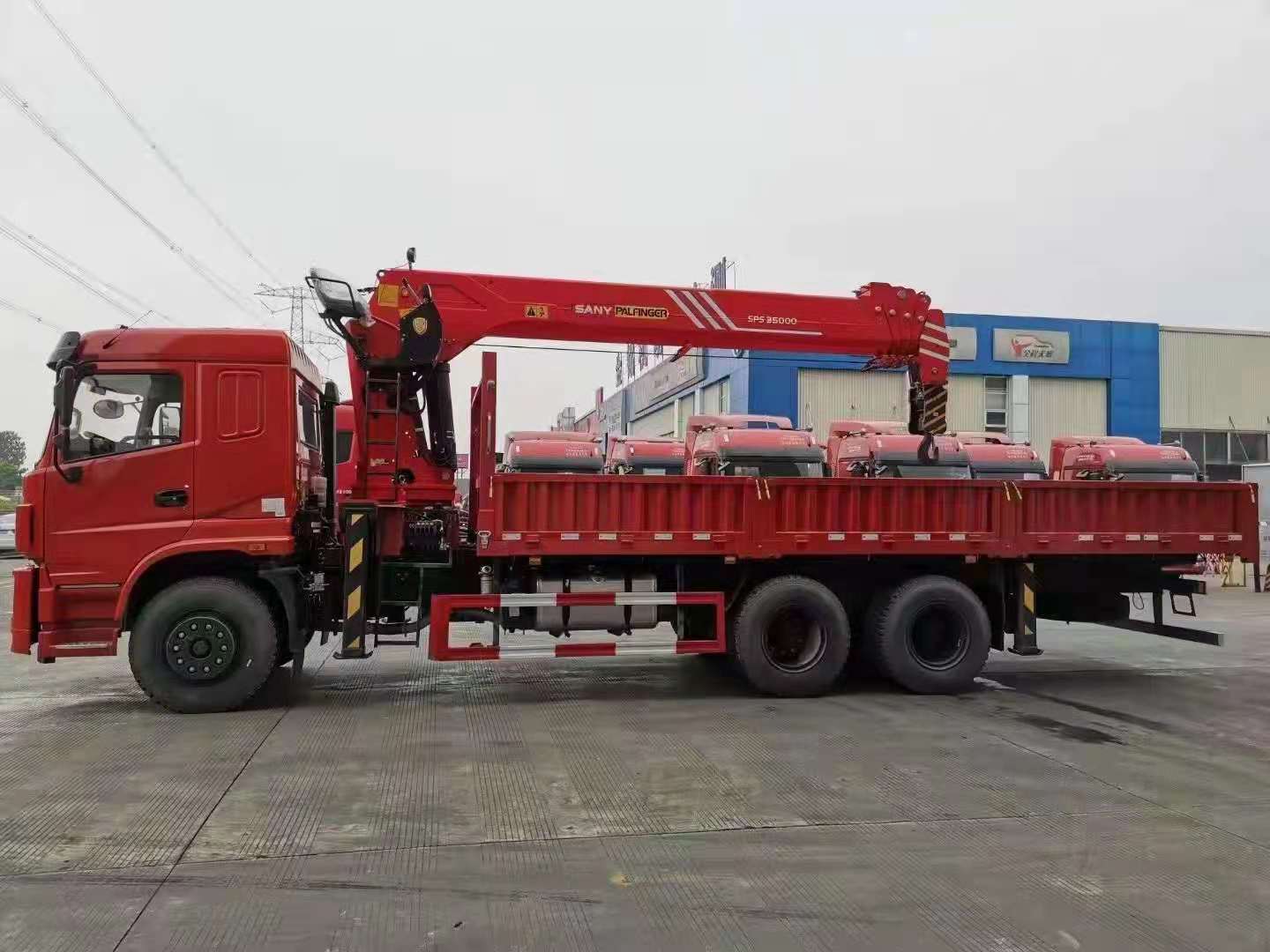 國六三環昊龍后八輪隨車吊圖片