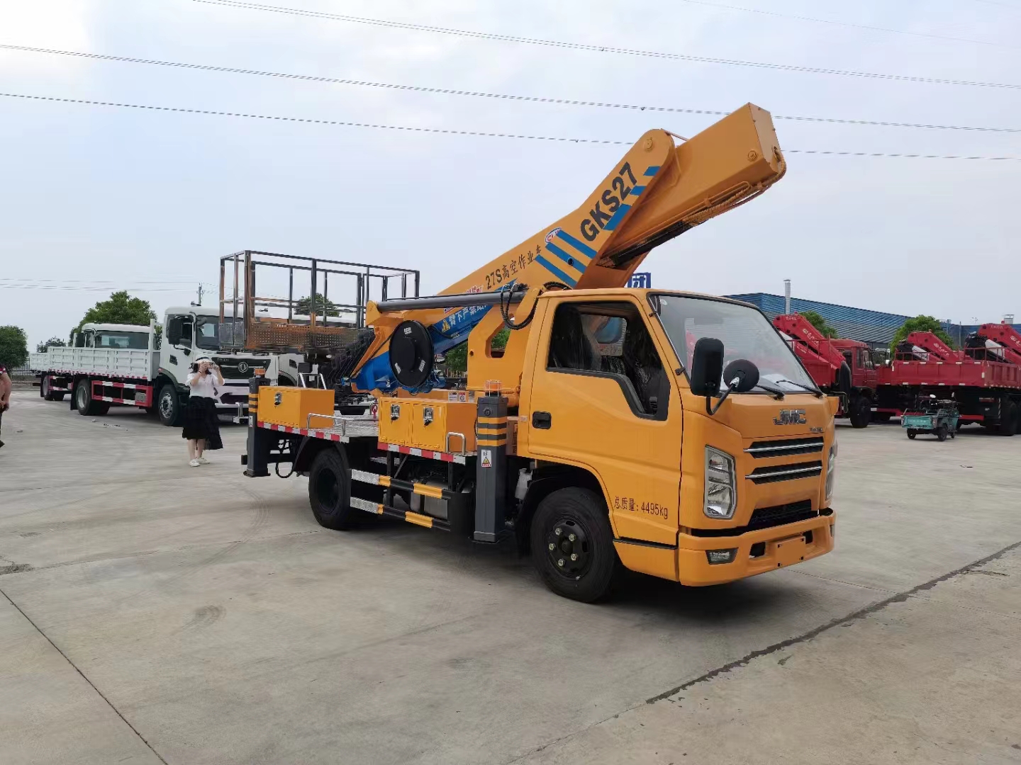 江鈴藍牌27米六節臂直臂高空作業車