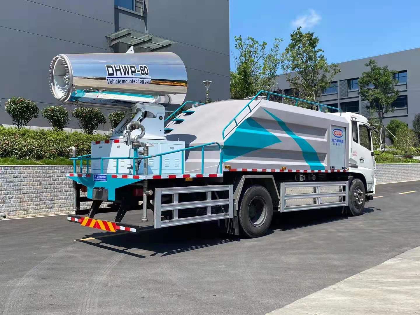 東風天錦新能源純電動80米抑塵車