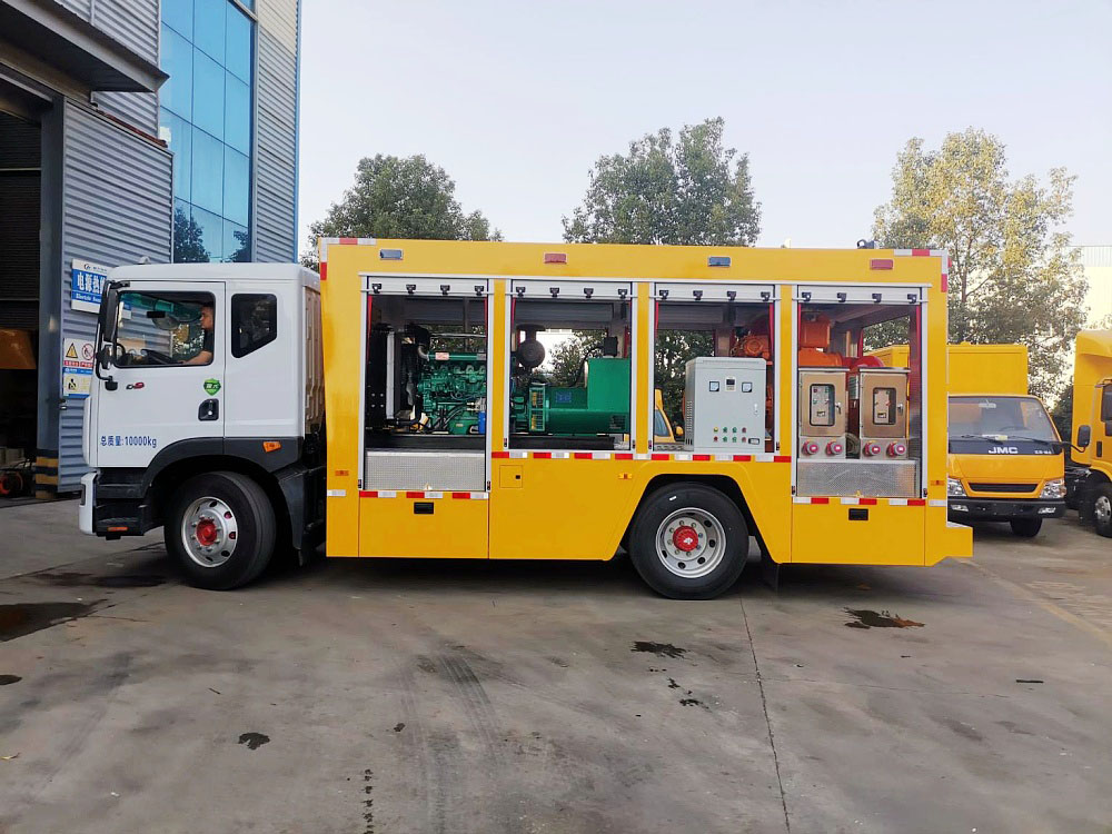 國六東風多利卡D9搶險救援車