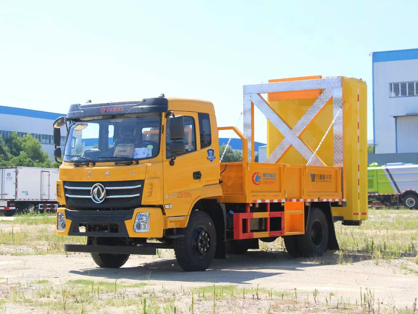 國六東風K6防撞緩沖車