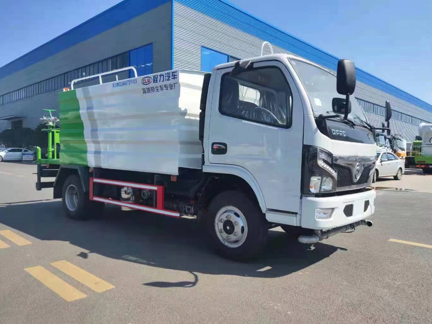 東風(fēng)福瑞卡5-7方灑水車