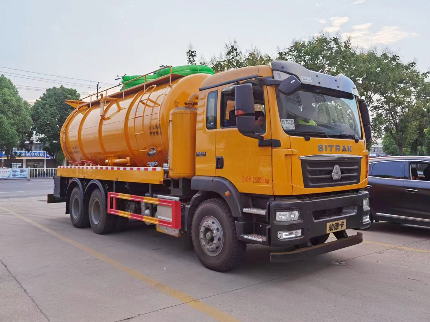 國(guó)六重汽后雙橋清洗吸污車