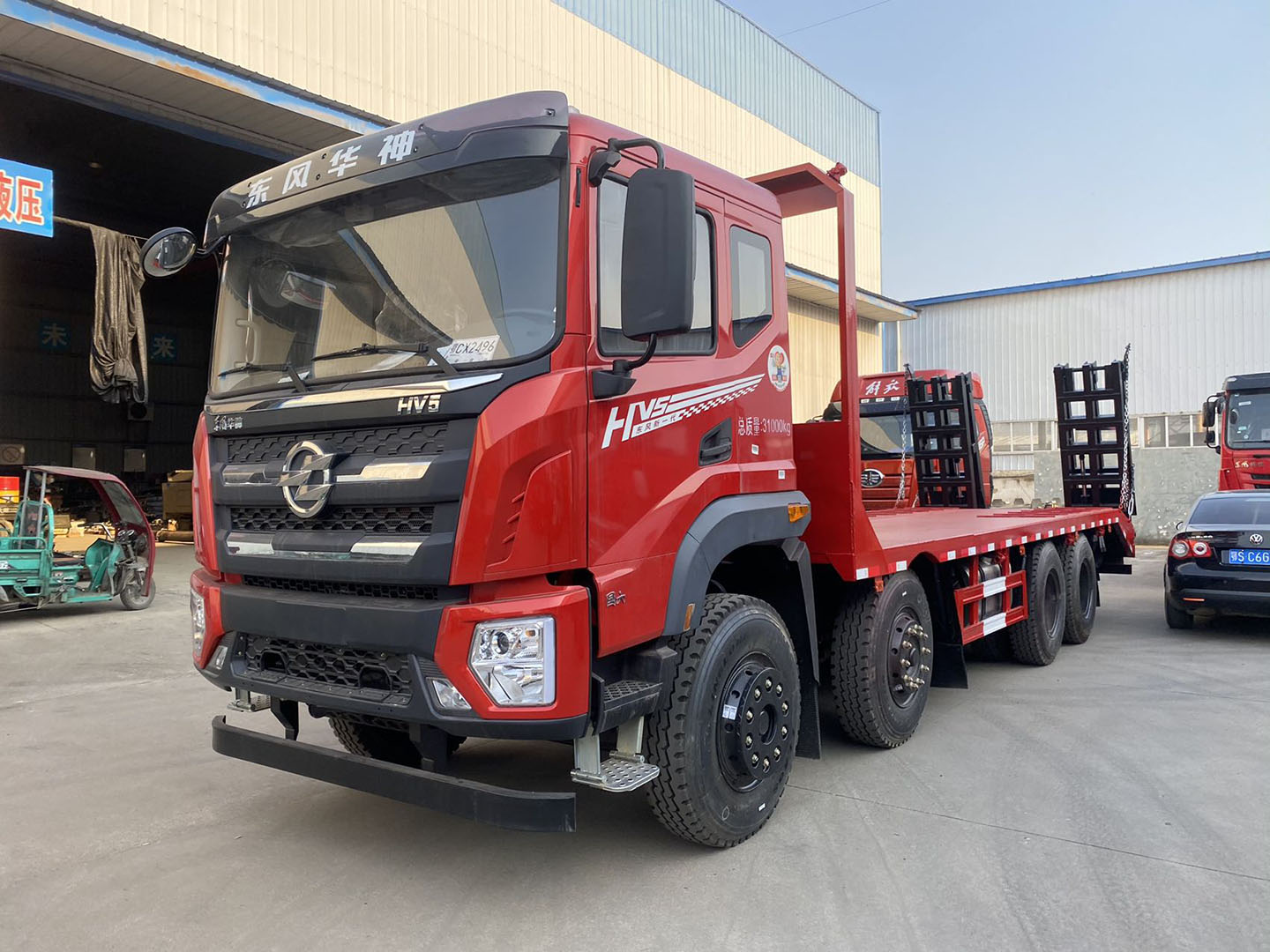 東風(fēng)華神HV5前四后八平板車(chē)