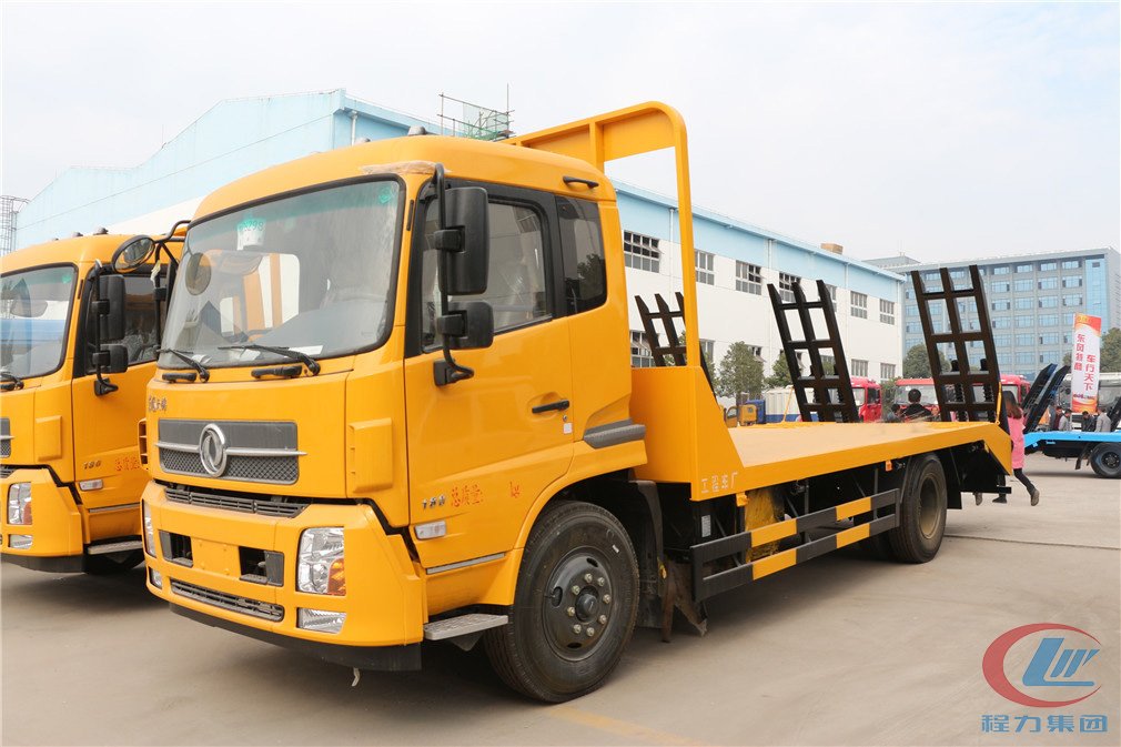 程力東風天錦平板運輸車高清圖