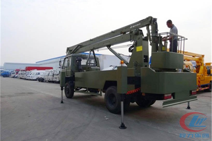 程力東風(fēng)153型20米高空作業(yè)車側(cè)面圖