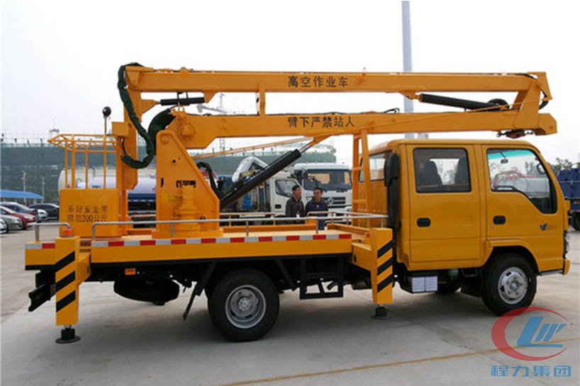 程力集團五十鈴14米高空作業車側面圖