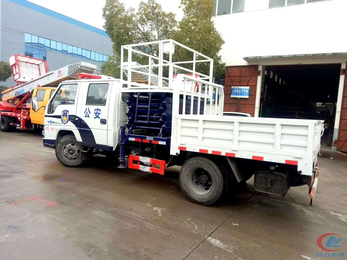 江鈴順達高空作業車高清圖片