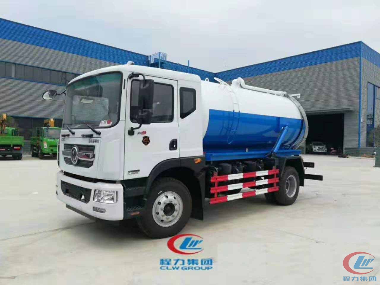 東風(fēng)多利卡D9吸污車