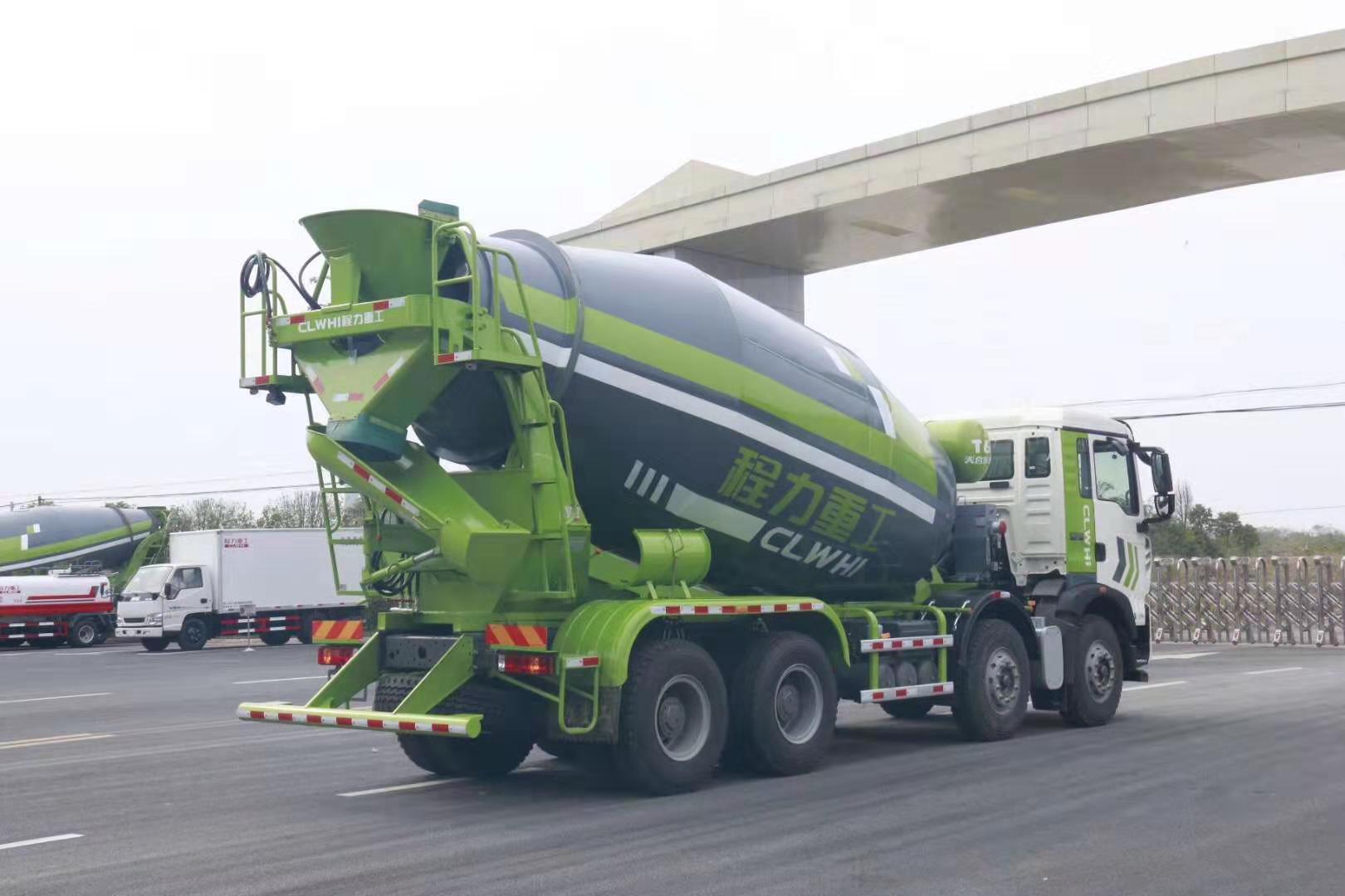 15方重汽豪沃混凝土攪拌車(chē)