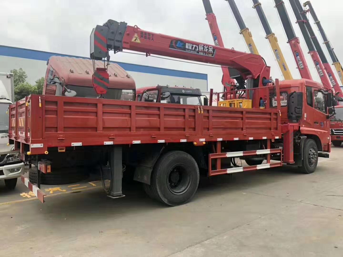 程力東風天錦8噸隨車吊側面圖