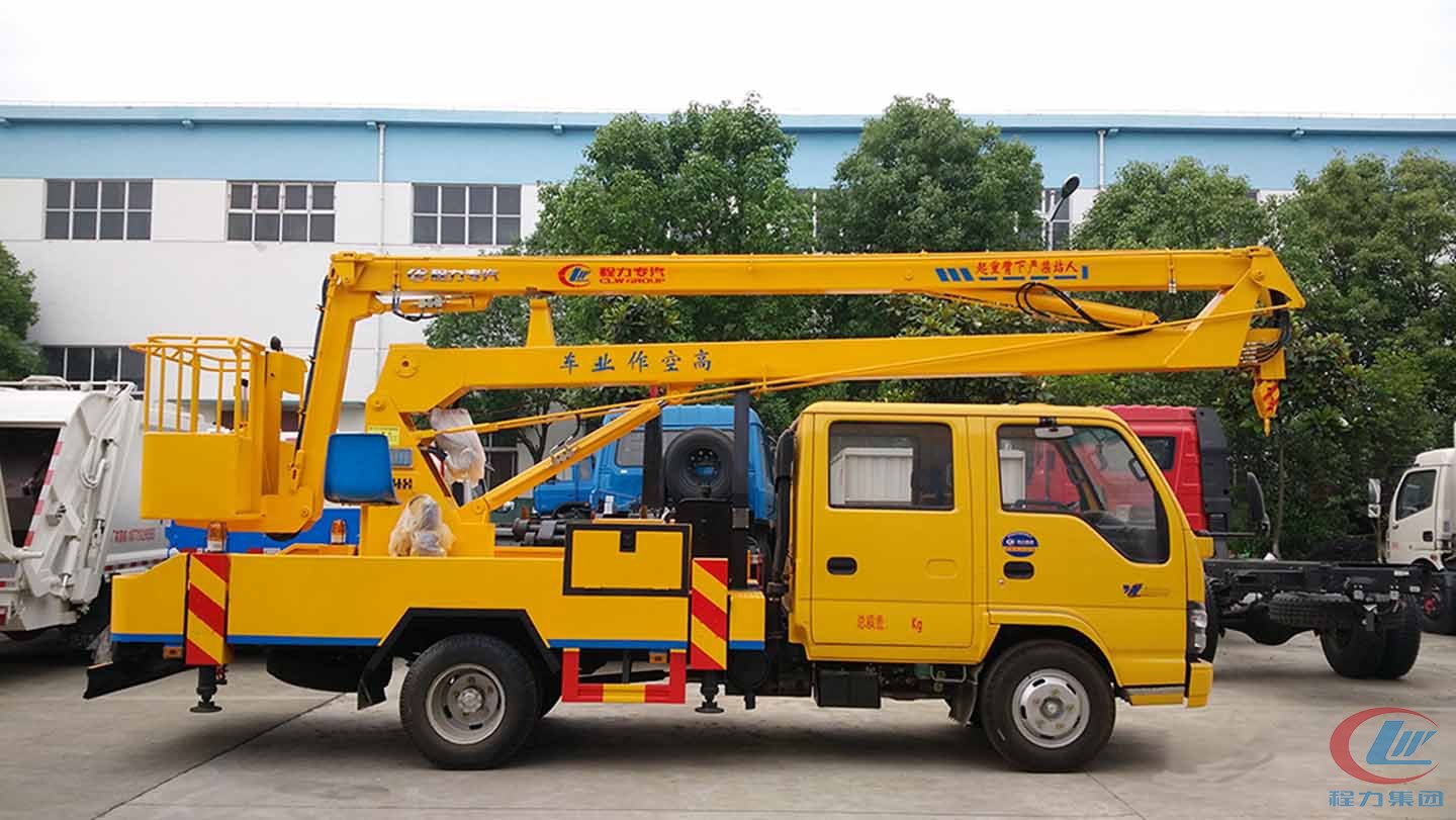 程力集團五十鈴14米高空作業車側面
