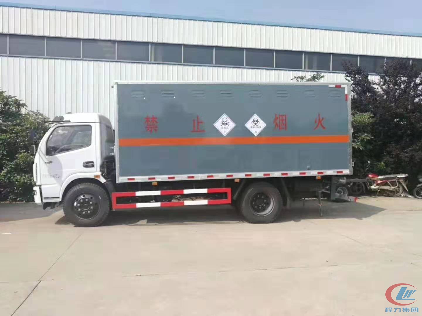 東風(fēng)多利卡危險(xiǎn)品運(yùn)輸車黃牌