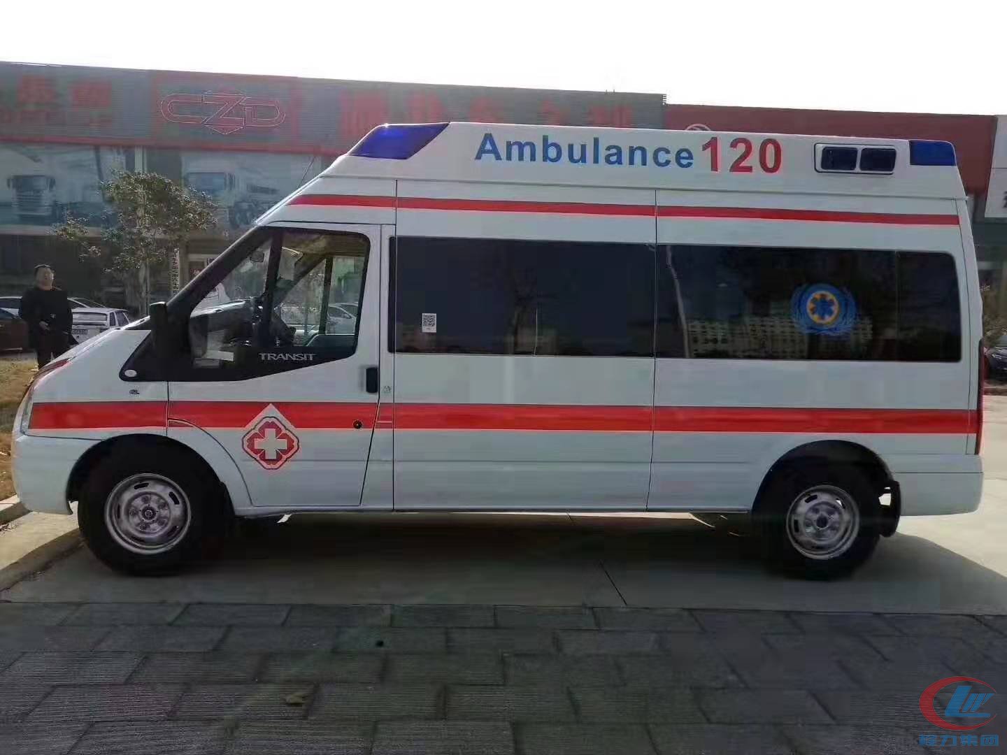 福特新世代V348監護型/運轉型救護車