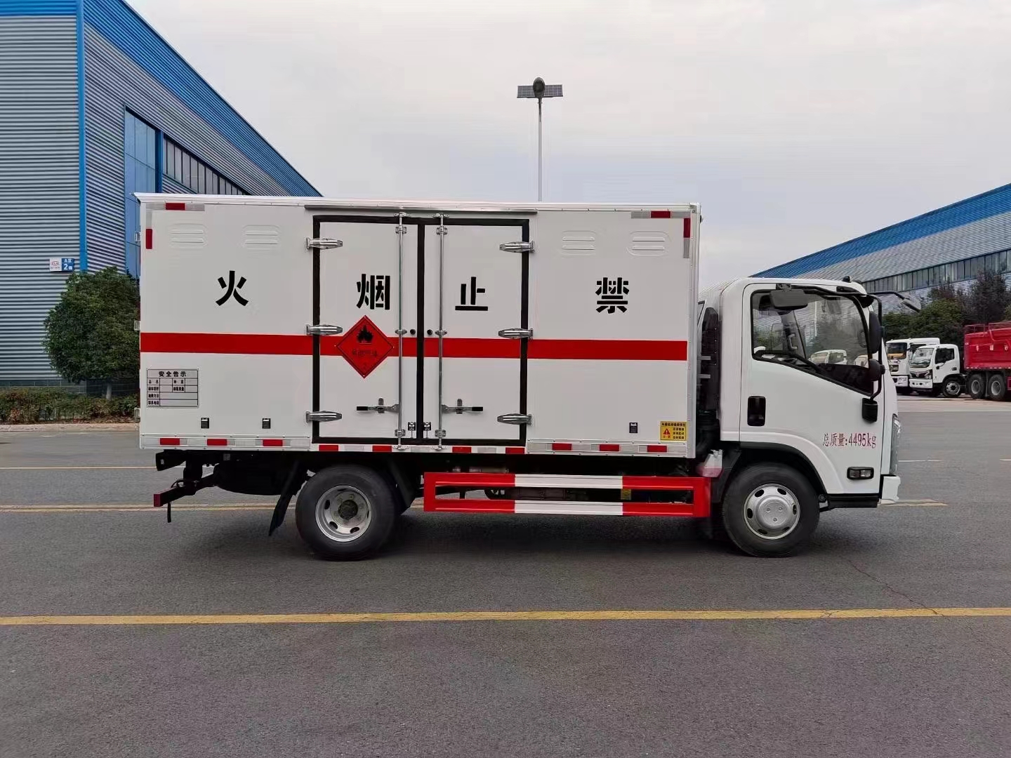 程力集團中國民營企業500強打造高端安全防爆車產品